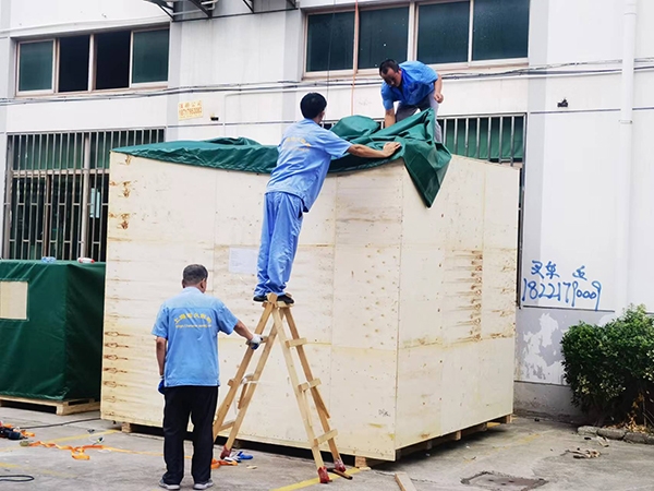 严格的检验标准是确保木箱抗震和耐压性能的关键环节